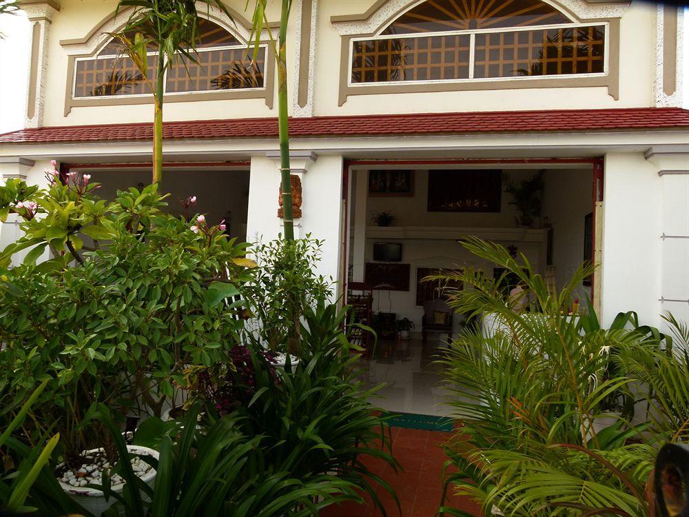 Overflow Guesthouse Siem Reap Buitenkant foto