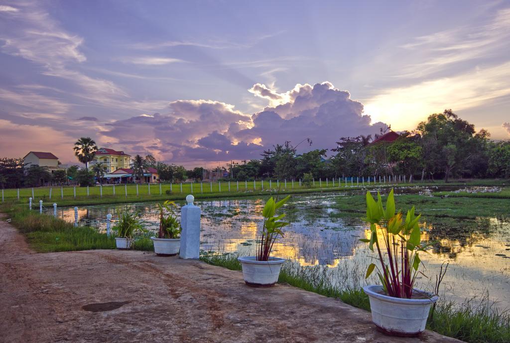 Overflow Guesthouse Siem Reap Buitenkant foto